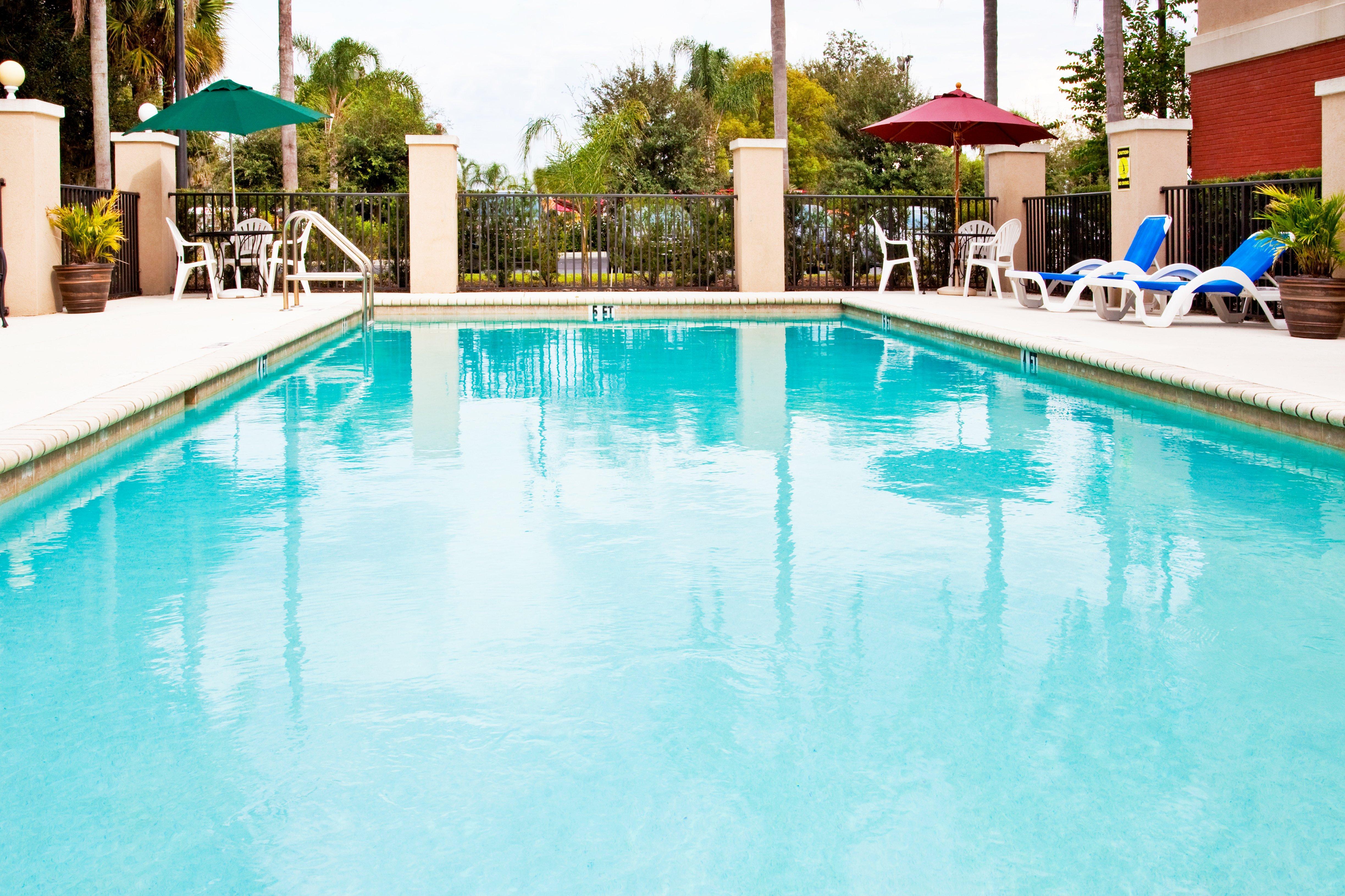 Holiday Inn Express Hotel & Suites Bartow By Ihg Exterior foto