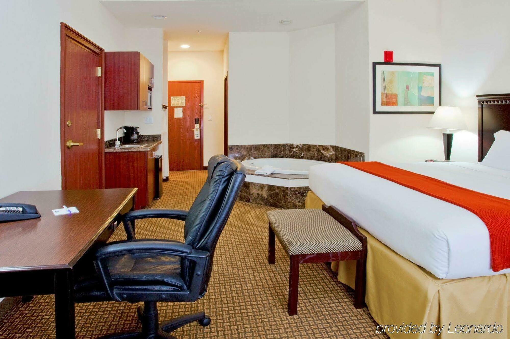 Holiday Inn Express Hotel & Suites Bartow By Ihg Exterior foto